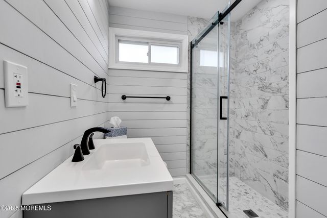 918 Briar Avenue, Toms River, NJ 08753