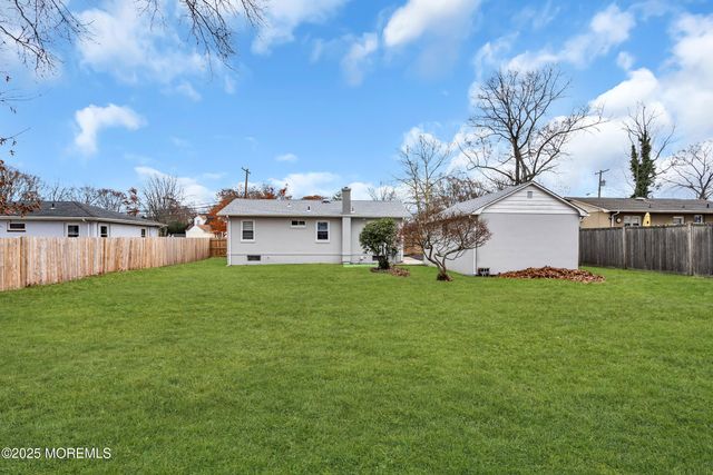 918 Briar Avenue, Toms River, NJ 08753