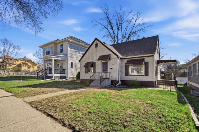 2022 Sheridan Avenue N, Minneapolis, MN 55411