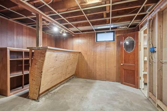 2022 Sheridan Avenue N, Minneapolis, MN 55411