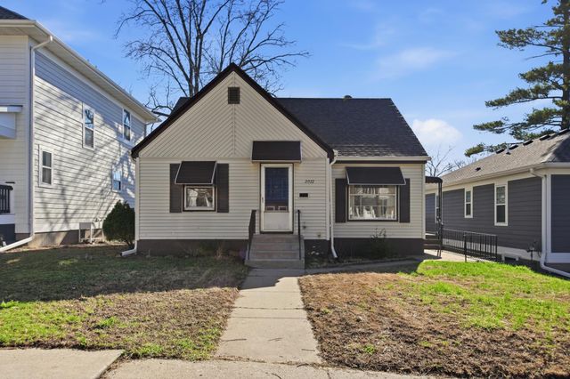 2022 Sheridan Avenue N, Minneapolis, MN 55411