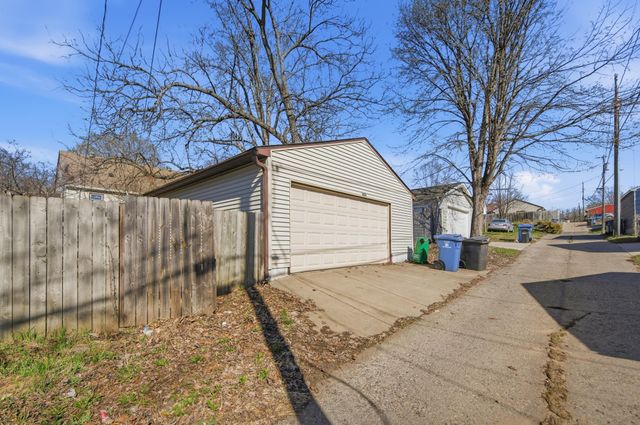 2022 Sheridan Avenue N, Minneapolis, MN 55411