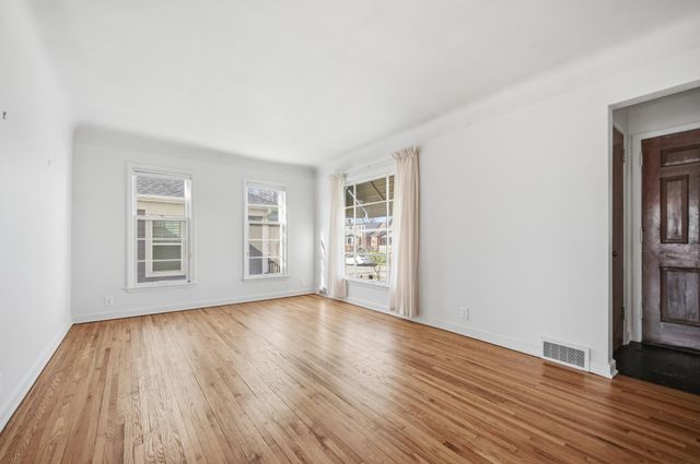 2022 Sheridan Avenue N, Minneapolis, MN 55411