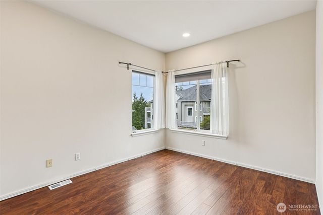 441 S 51st Court, Renton, WA 98055