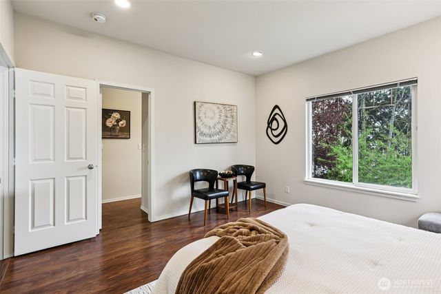 441 S 51st Court, Renton, WA 98055