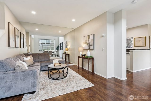 441 S 51st Court, Renton, WA 98055
