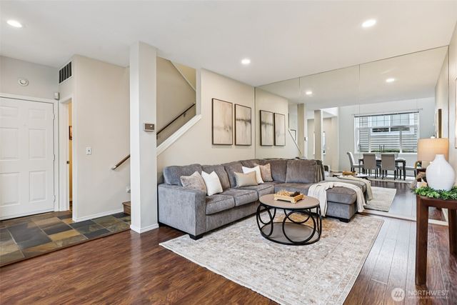 441 S 51st Court, Renton, WA 98055