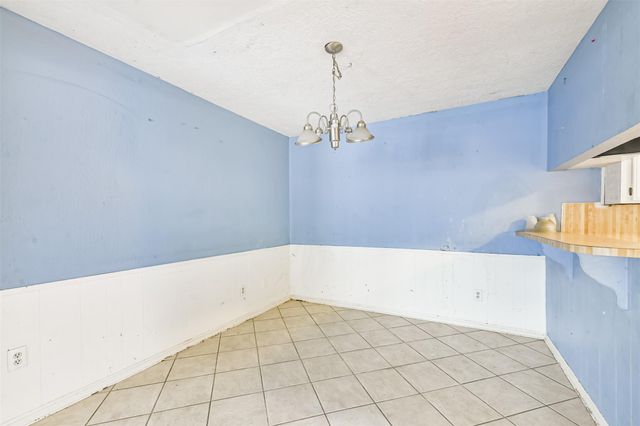 2718 Tinechester Drive, Houston, TX 77339
