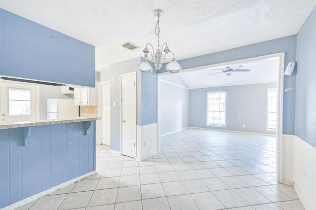 2718 Tinechester Drive, Houston, TX 77339