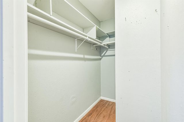 2718 Tinechester Drive, Houston, TX 77339