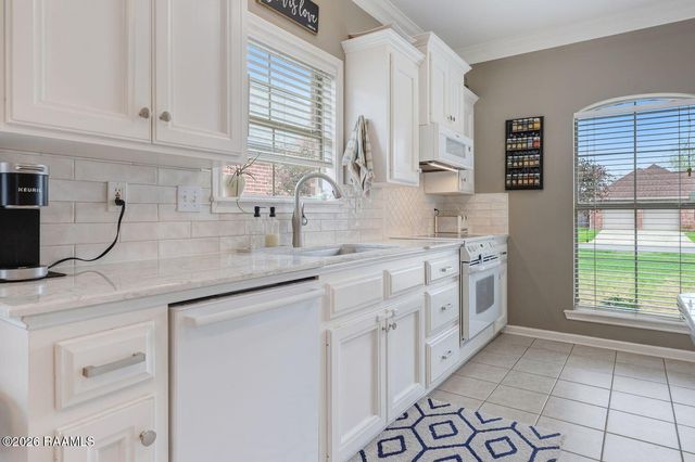 133 Wild Rose Lane, Youngsville, LA 70592