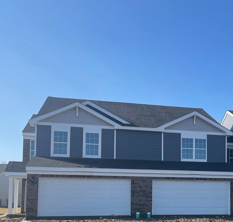 519 Cressmoor Boulevard, Hobart, IN 46342