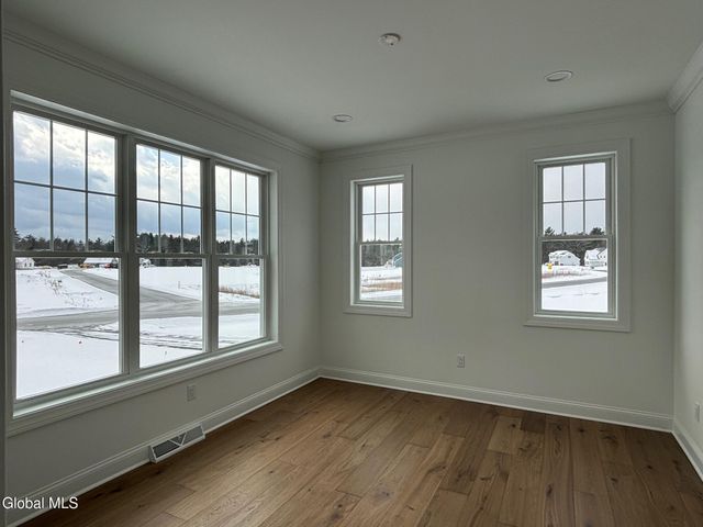 14 Brookhaven Court, Wilton, NY 12866