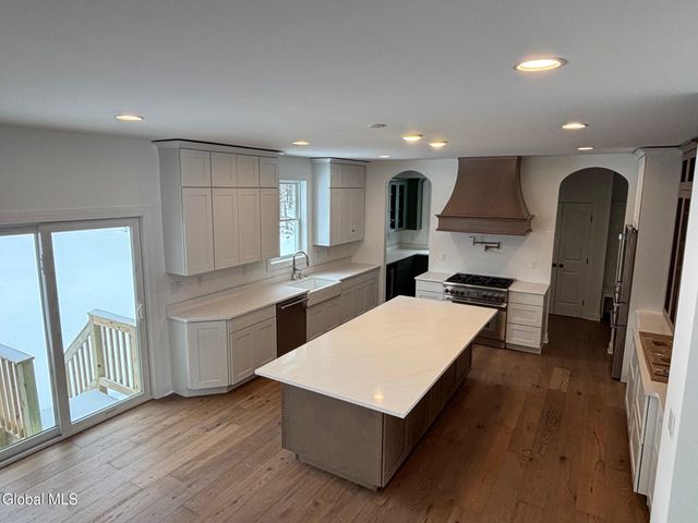 14 Brookhaven Court, Wilton, NY 12866