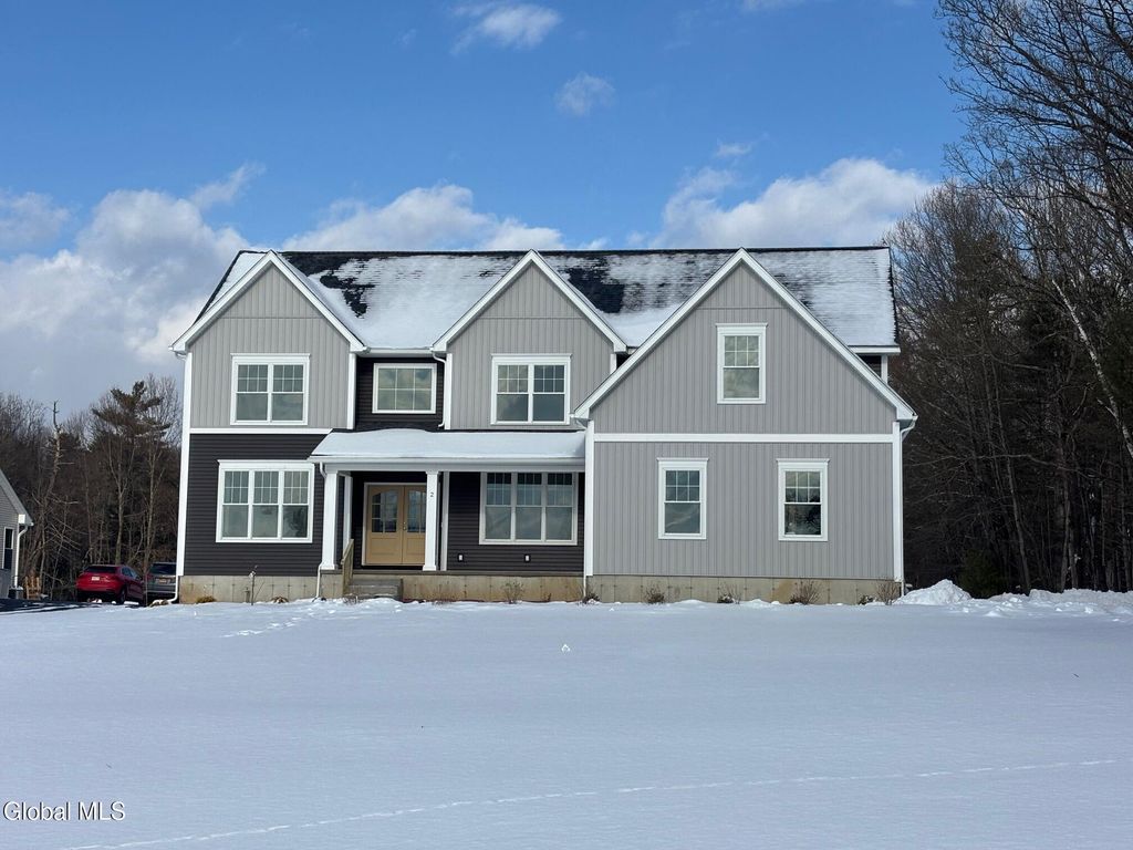 14 Brookhaven Court, Wilton, NY 12866