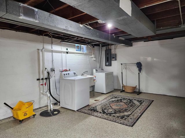 2131 W Iowa Street, Evansville, IN 47712