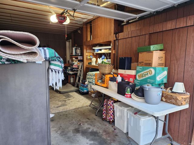 2131 W Iowa Street, Evansville, IN 47712