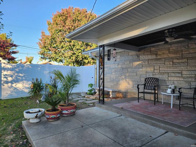 2131 W Iowa Street, Evansville, IN 47712