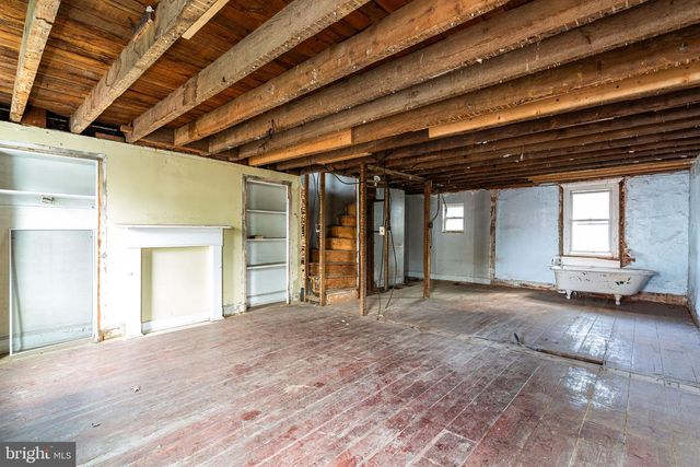 1213 E OXFORD ST, Philadelphia, PA 19125