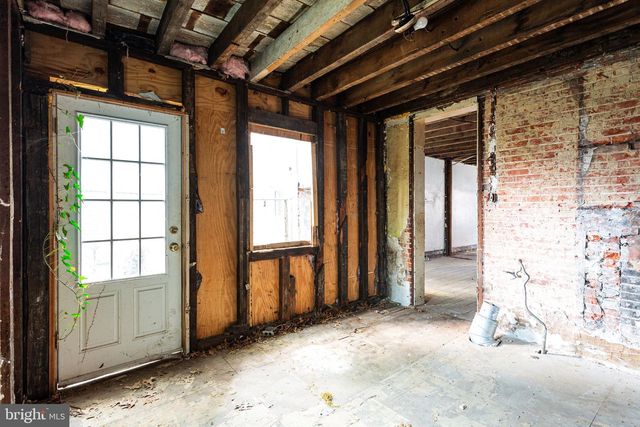1213 E OXFORD ST, Philadelphia, PA 19125