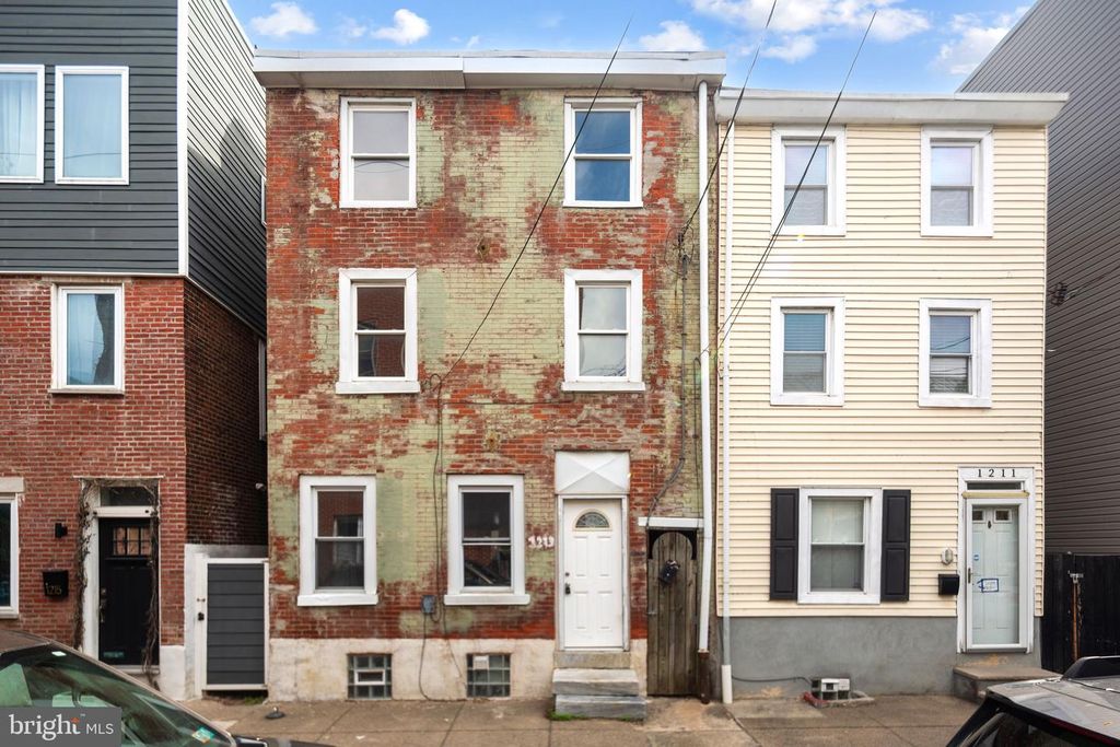 1213 E OXFORD ST, Philadelphia, PA 19125