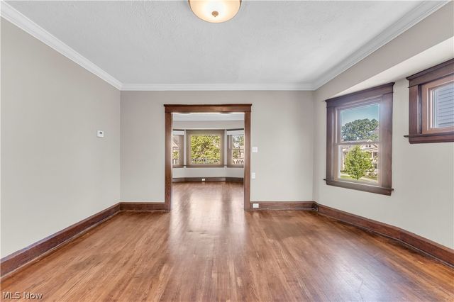 1631 Waterbury Road, Lakewood, OH 44107