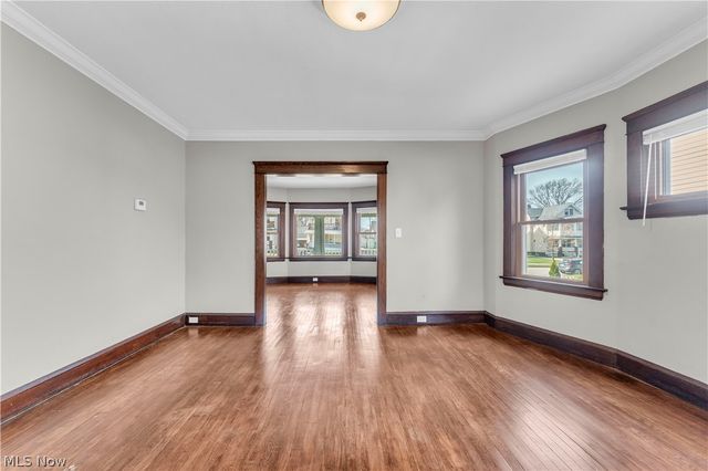 1631 Waterbury Road, Lakewood, OH 44107