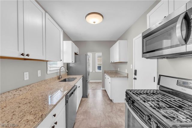 1631 Waterbury Road, Lakewood, OH 44107