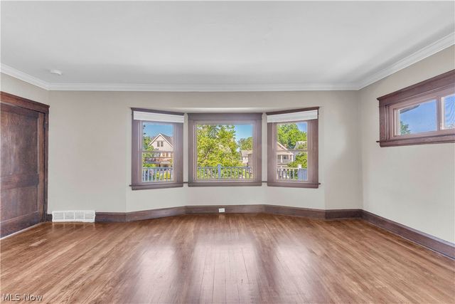 1631 Waterbury Road, Lakewood, OH 44107
