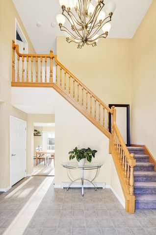 36 Mcintyre Rd, Oxford, MA 01537