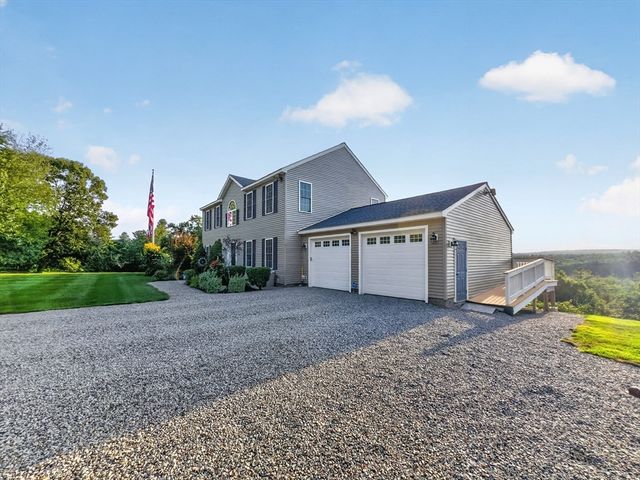 36 Mcintyre Rd, Oxford, MA 01537