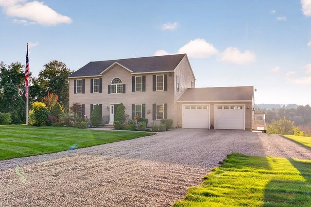 36 Mcintyre Rd, Oxford, MA 01537