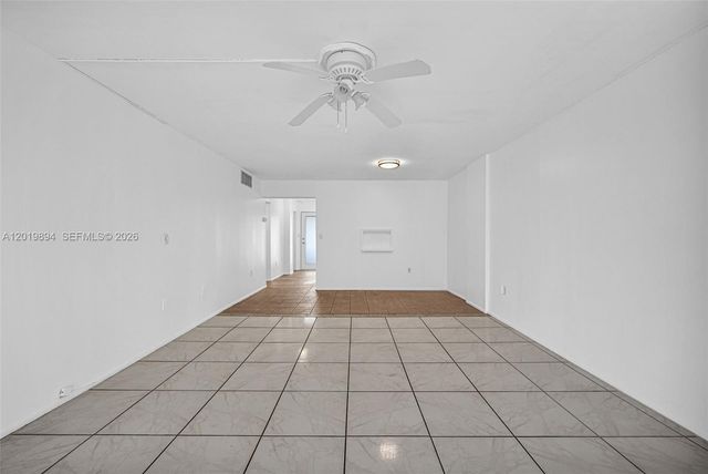 1075 NE Miami Gardens Dr 408, Miami, FL 33179