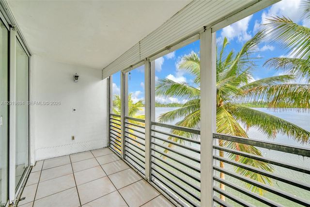 1075 NE Miami Gardens Dr 408, Miami, FL 33179