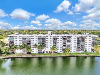1075 NE Miami Gardens Dr 408, Miami, FL 33179