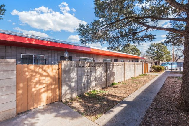 631 & 633 Mesilla Street SE, Albuquerque, NM 87108