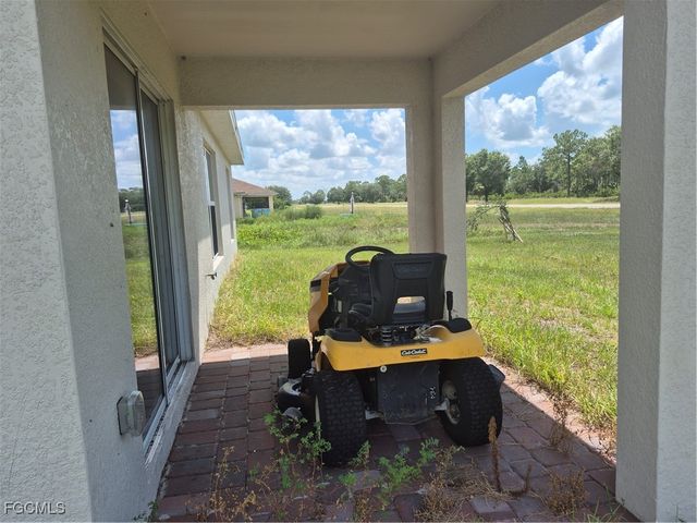 7045 Brazil CIR, Labelle, FL 33935