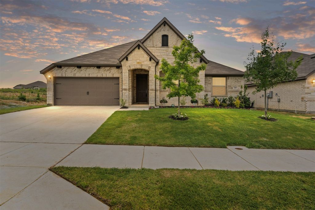 220 Shepards Street, Godley, TX 76044
