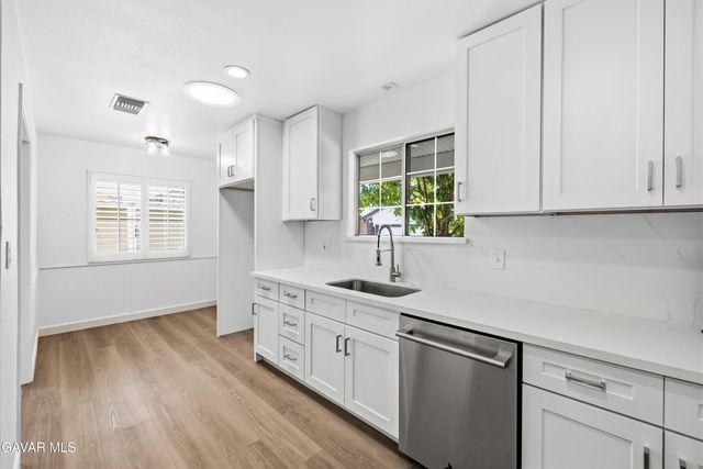 16615 Tupper Street, North Hills, CA 91343
