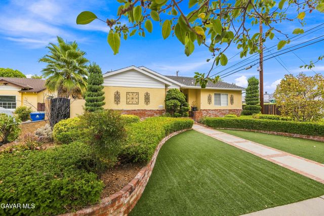 16615 Tupper Street, North Hills, CA 91343
