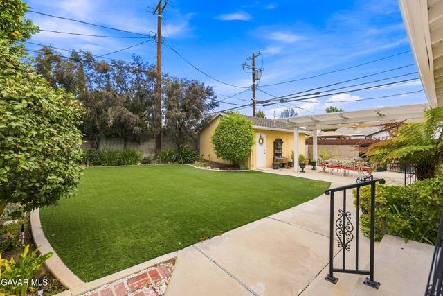 16615 Tupper Street, North Hills, CA 91343