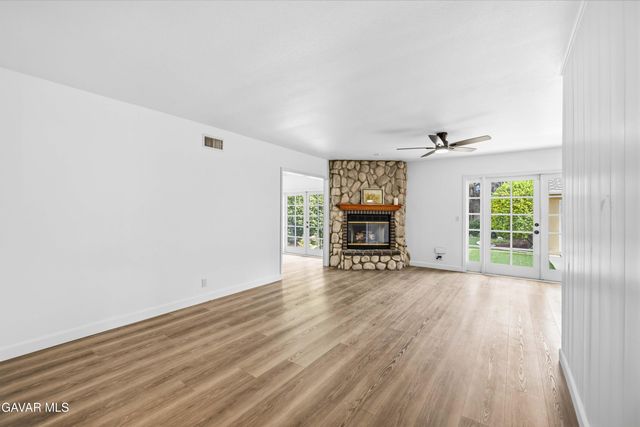 16615 Tupper Street, North Hills, CA 91343