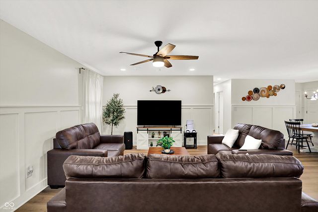 875 S 500 W, New Palestine, IN 46163