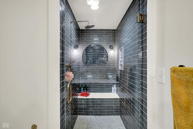 875 S 500 W, New Palestine, IN 46163