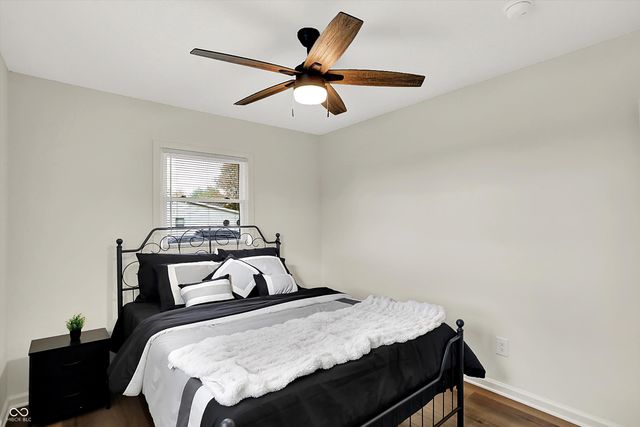 875 S 500 W, New Palestine, IN 46163