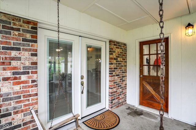 875 S 500 W, New Palestine, IN 46163