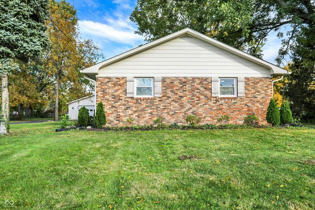 875 S 500 W, New Palestine, IN 46163