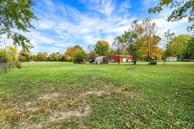 875 S 500 W, New Palestine, IN 46163