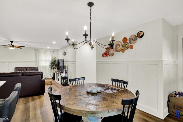 875 S 500 W, New Palestine, IN 46163