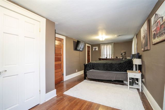 209 S High Street, Baxter, IA 50028